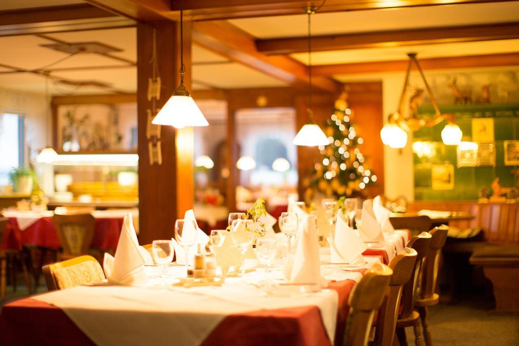 Gasthaus Zum Hirschen フルトヴァンゲン エクステリア 写真
