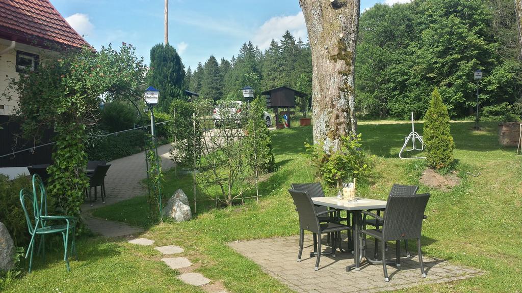 Gasthaus Zum Hirschen フルトヴァンゲン エクステリア 写真