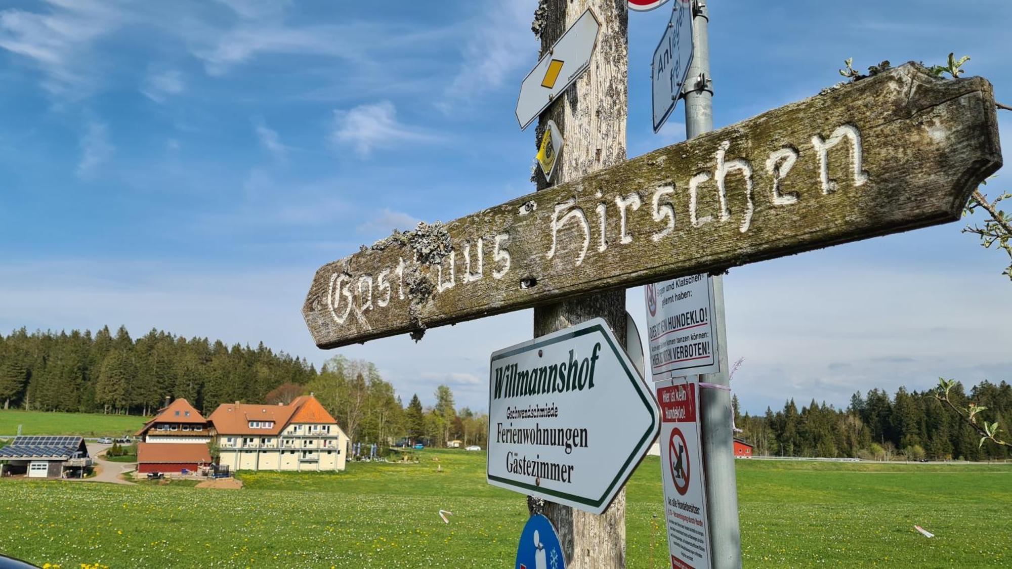 Gasthaus Zum Hirschen フルトヴァンゲン エクステリア 写真