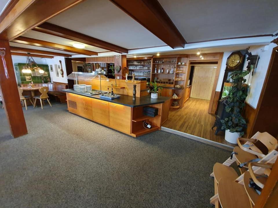 Gasthaus Zum Hirschen フルトヴァンゲン エクステリア 写真